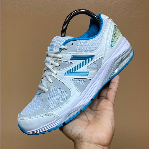 New Balance 1540 V2 Encap Rollbar White Blue Gray Walking Sneakers Size 8.5 - Picture 11 of 17